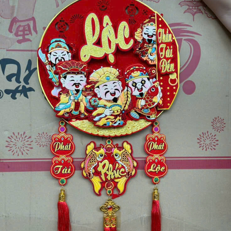 Mẫu treo dáng tròn phù hợp dùng trang trí bán lẻ từng cái