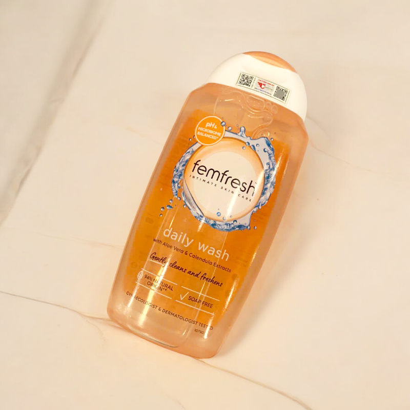 Dung Dịch Vệ Sinh Phụ Nữ Femfresh Intimate Skin Care Daily Wash 250ml