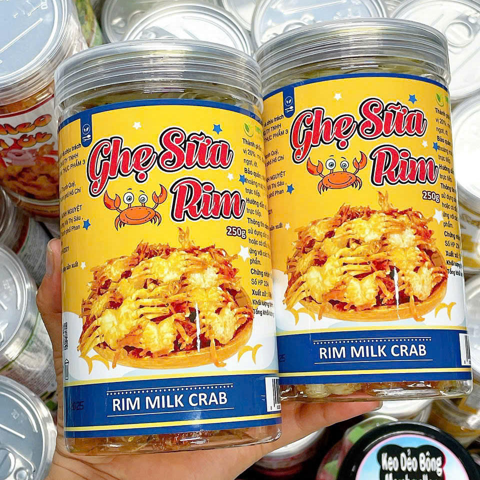 Cận cảnh mặt trước hộp 250g với nhãn sản phẩm rõ ràng
