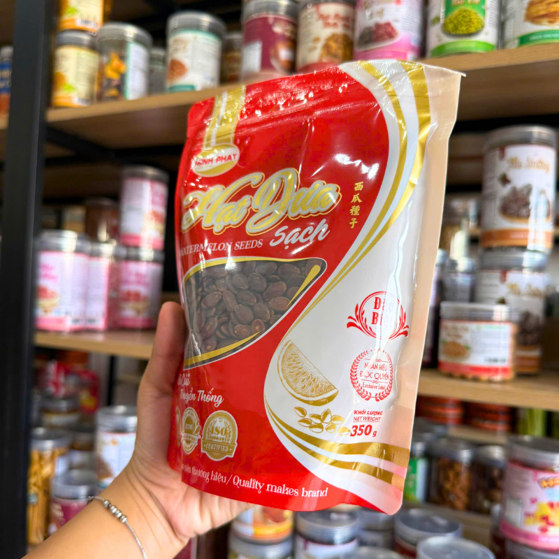 Thiết kế túi đứng 350g gọn gàng, dễ cầm nắm