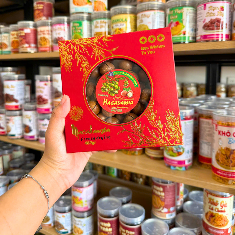 Thiết kế hộp đỏ có cửa sổ tròn nhìn thấy hạt bên trong