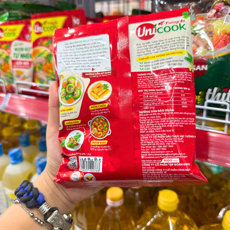 Mặt sau bao bì hiển thị thành phần và hướng dẫn sử dụng