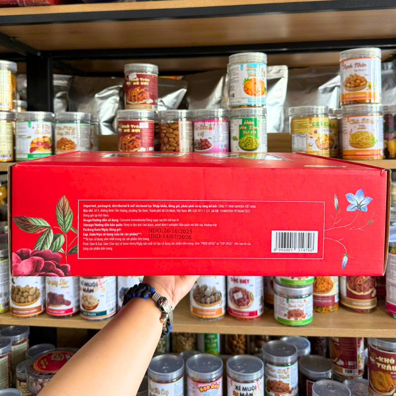 Thông tin dùng và bảo quản in ở cạnh hộp
