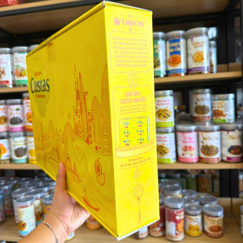 Hộp Bánh Tết Orion Custas Vạn Lộc Mix 3 Vị 564g Gồm 6 Món