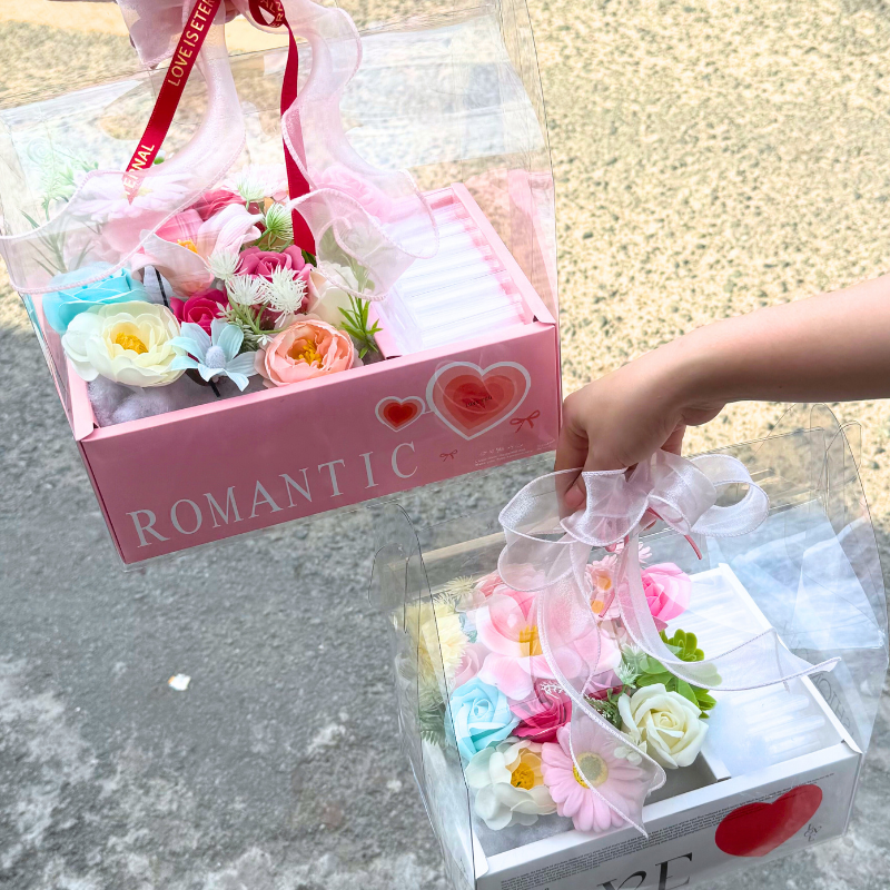 Mẫu hộp phù hợp cho các set quà mang phong cách ngọt ngào