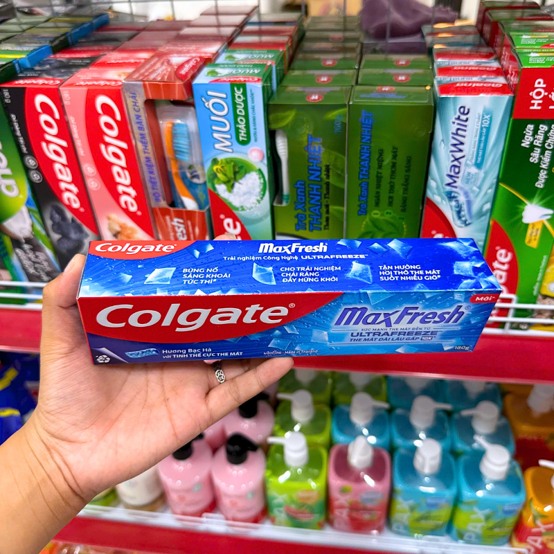 Kem Đánh Răng Colgate Maxfresh Hương Bạc Hà 10X 180g