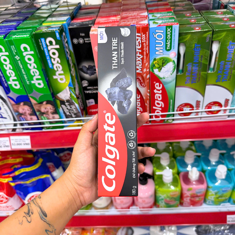 Kem Đánh Răng Colgate Than Tre 180g