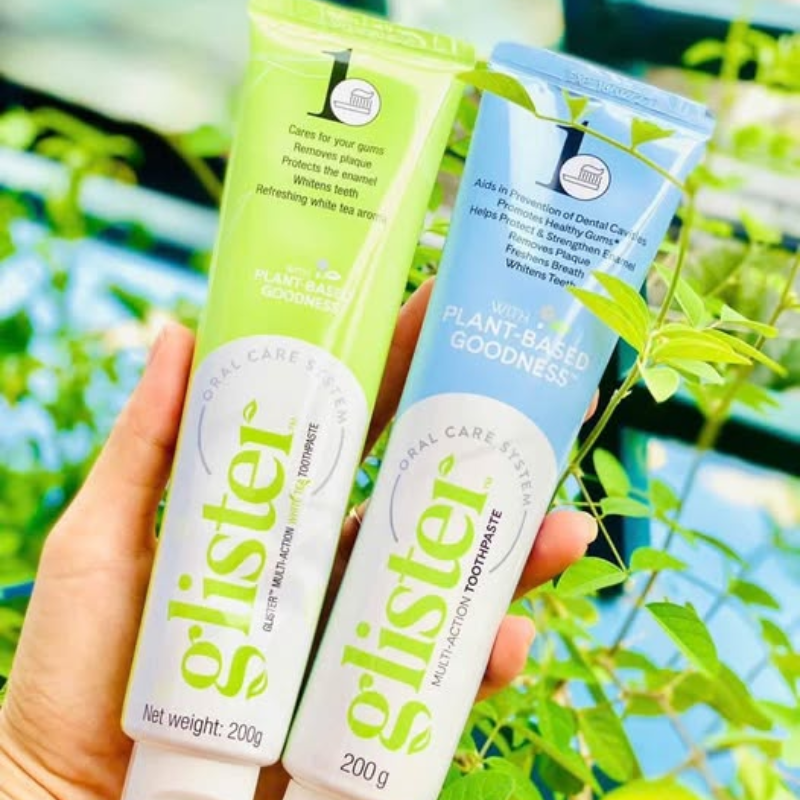 Ảnh thực tế tuýp kem đánh răng Glister cầm tay