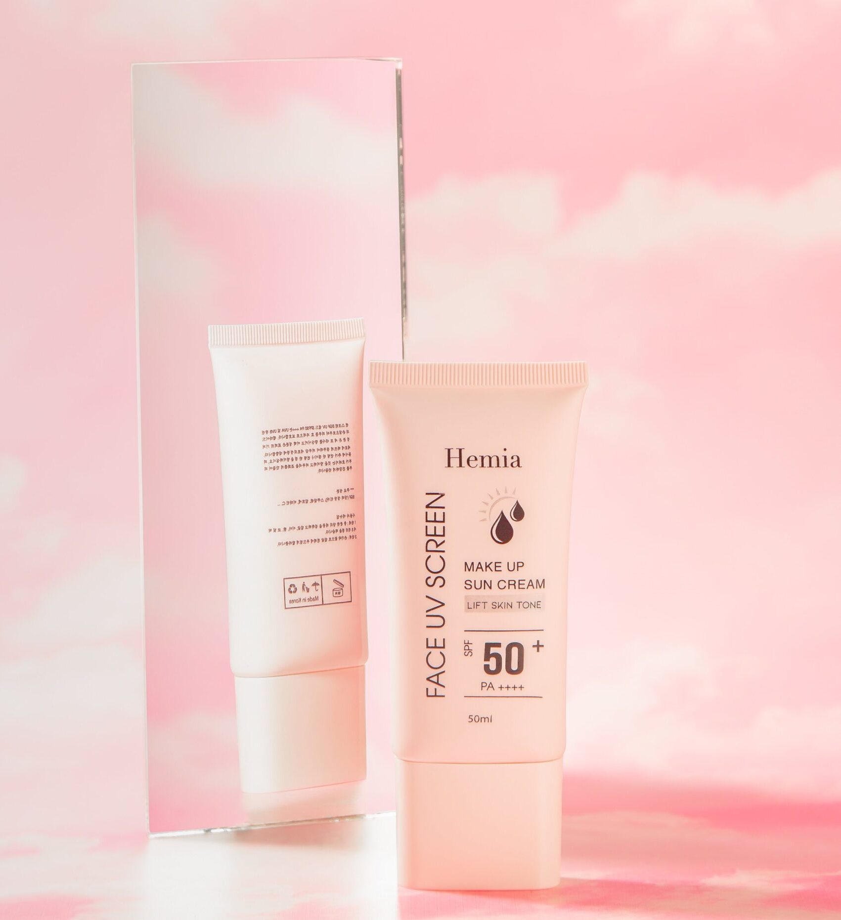 Kem chống nắng nâng tone Hemia Make Up Sun Cream SPF50+ PA++++ 50ml