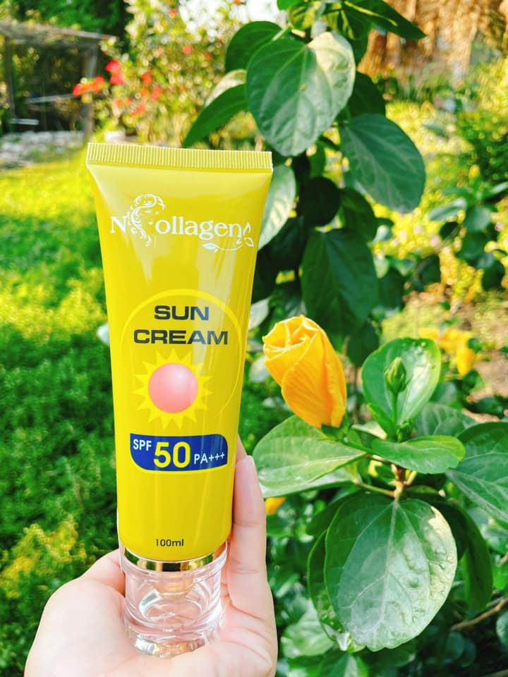 Hình ảnh mặt trước tuýp kem với chỉ số SPF 50 PA+++ và dung tích 100ml