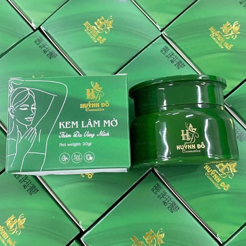 Hũ kem và hộp giấy màu xanh đồng bộ