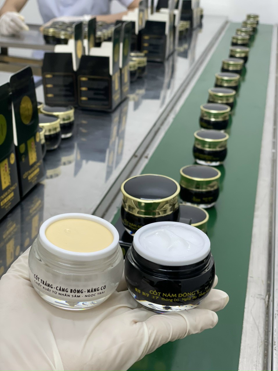 Kem Face Cốt Nám Đông Y Nicos Beauty Kem Đêm 15gr