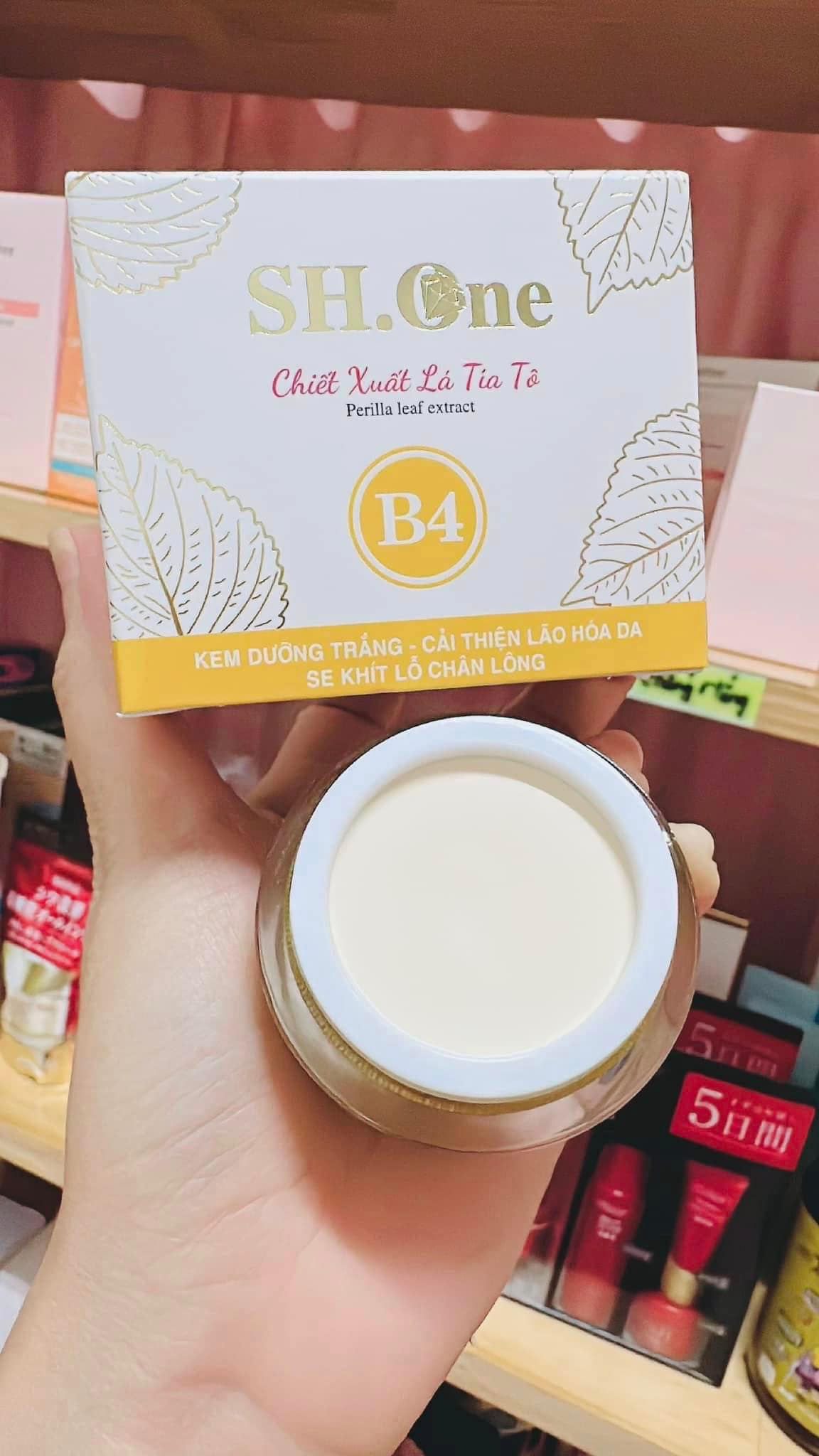 Chất kem bên trong sản phẩm khi mở nắp