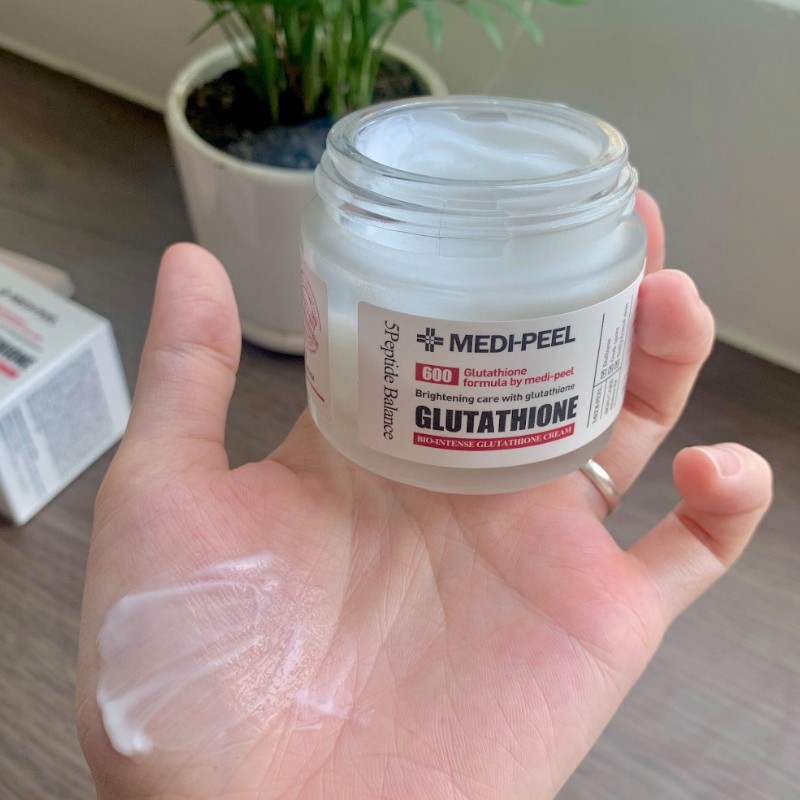 Kem dưỡng da mặt MEDI-PEEL Bio-Intense Glutathione White Cream 50g