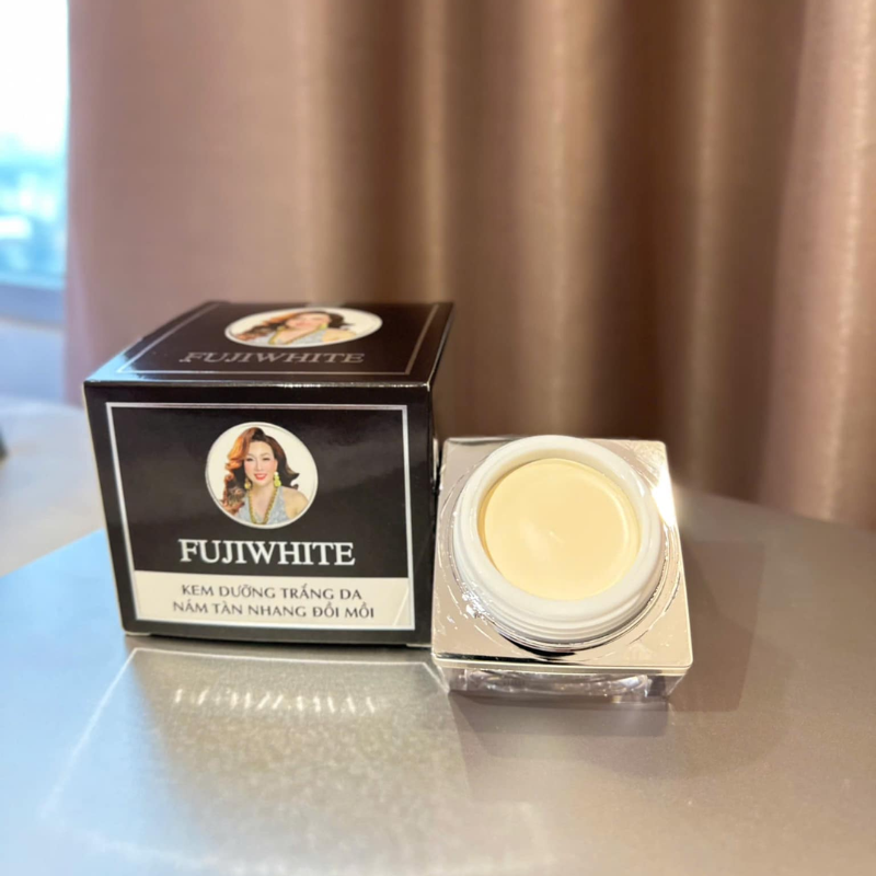 Kem Face Hà Kiều Anh Fujiwhite Chăm Sóc Da Nám Phiên Bản Mới 10g