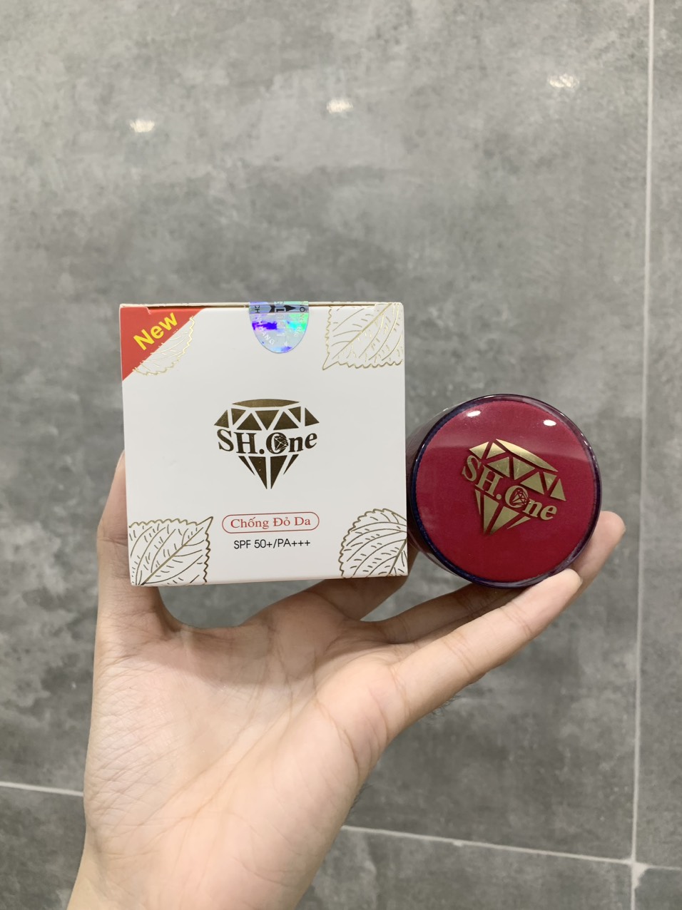 Kem Face Nám Trắng Da B3 SH One Đỏ Chiết Xuất Lá Tía Tô