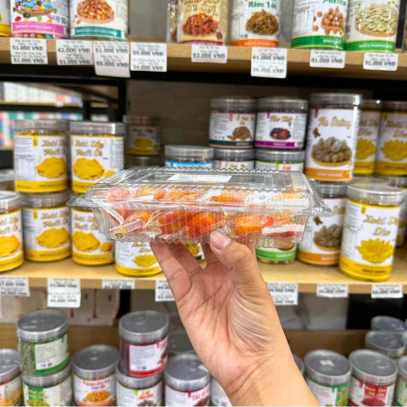 Hộp nhựa trong suốt tiện quan sát và cất giữ