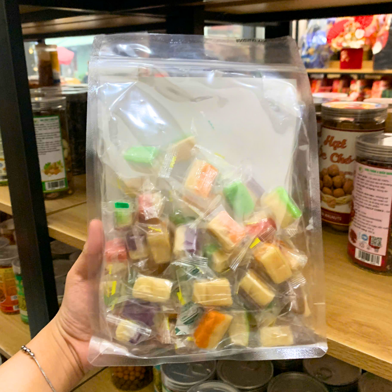 Kẹo gói lẻ nhiều màu trong túi 500g