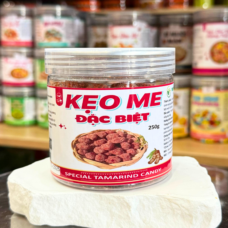 Mặt trước hũ với nhãn sản phẩm 250g rõ ràng