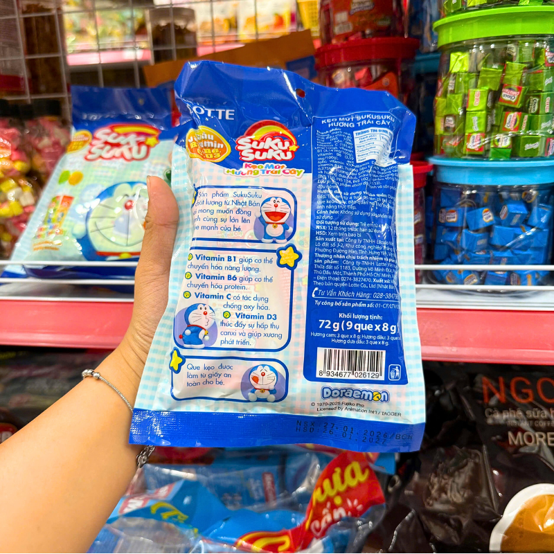 Mặt sau bao bì thể hiện bảng thành phần và thông tin sản phẩm