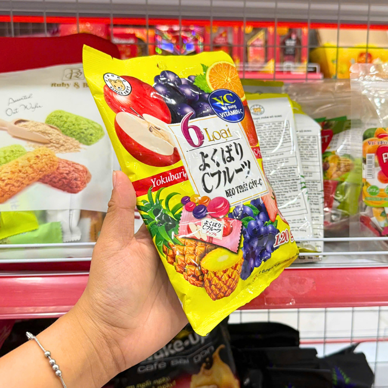 Bao bì mặt trước với hình minh họa 6 vị trái cây