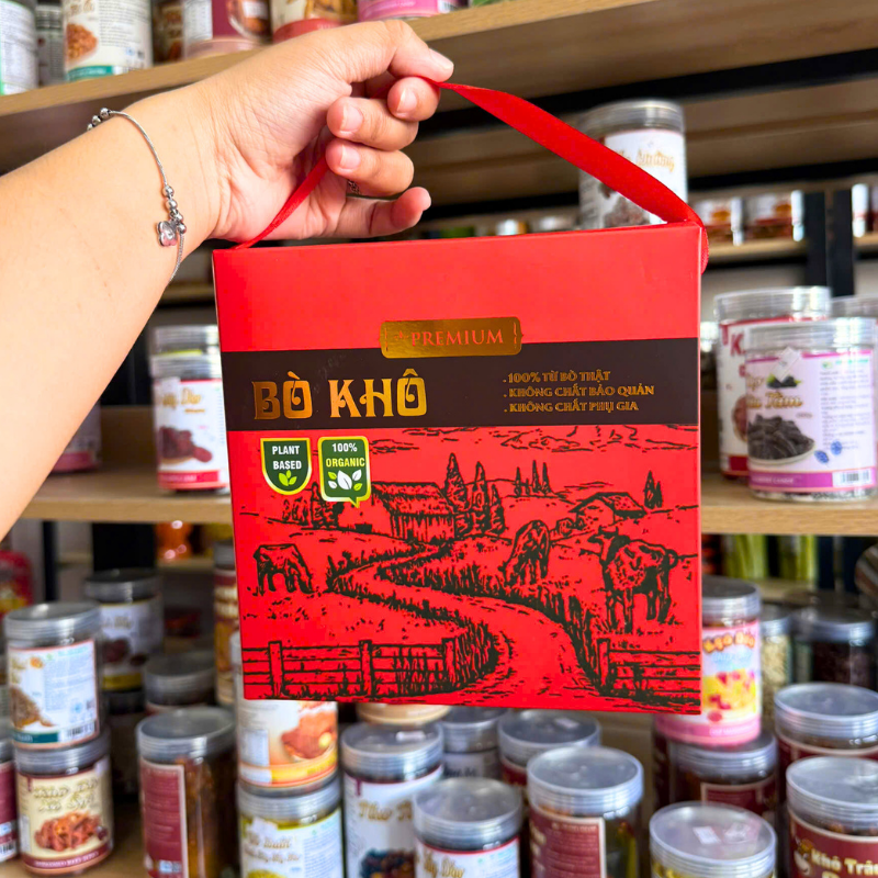 Kiểu hộp cứng cáp, phù hợp cầm tay và cất giữ gọn gàng