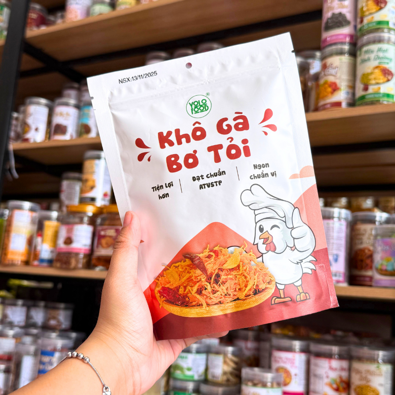 Khô Gà Bơ Tỏi Thương Hiệu Yolo Thơm Ngon Gói 100g – một lựa chọn đáng tham khảo trong Yolo Food