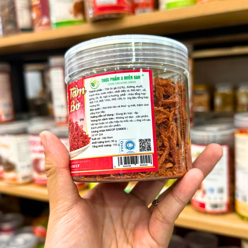 Bảng thành phần và thông tin bảo quản trên nhãn