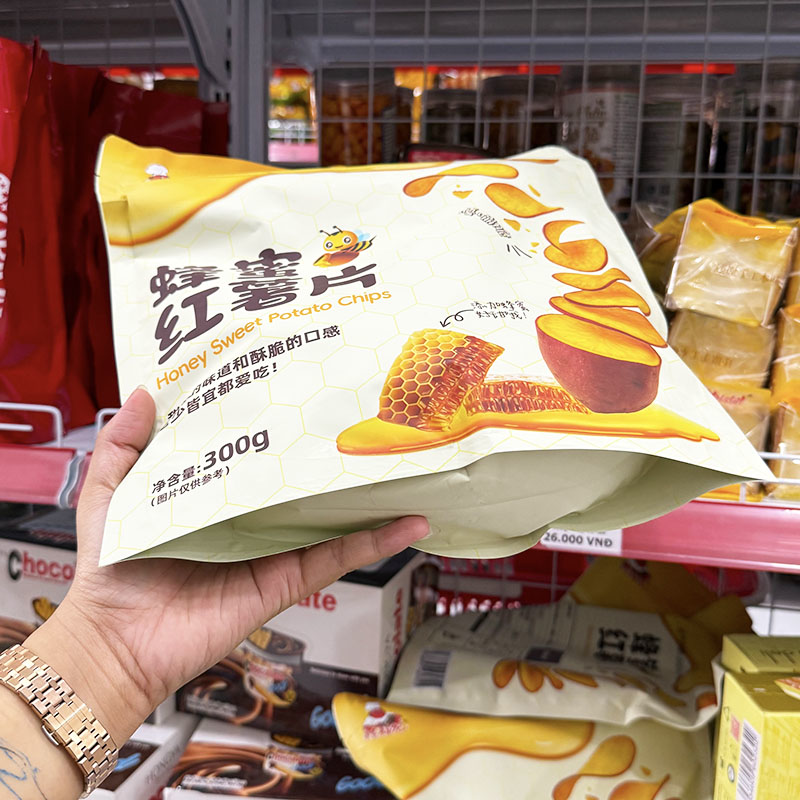 Kiểu túi lớn tiện cầm nắm và dùng trực tiếp