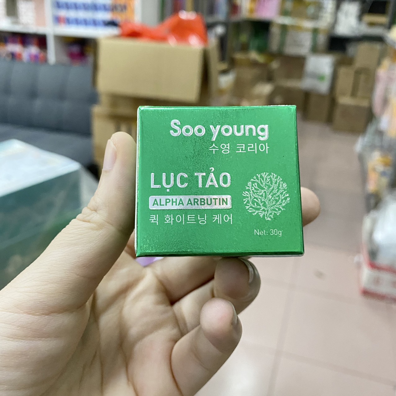 Kem dưỡng Kích Trắng Lục Tảo Alpha Arbutin Soo Young 30g