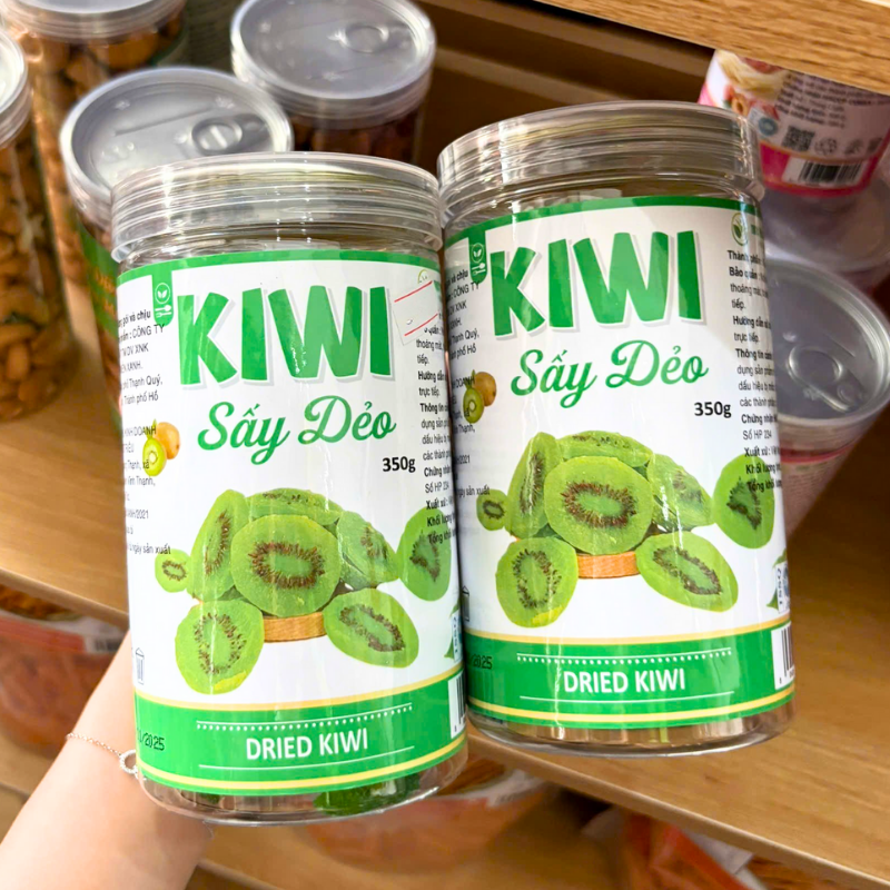 Kiwi Sấy Dẻo Thơm Ngon 350g Hộp Pet phù hợp để tham khảo khi chọn trái cây sấy
