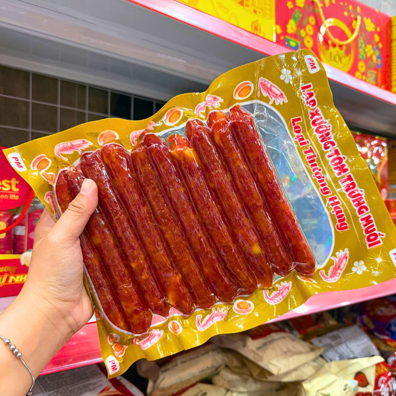 Lạp Xưởng Tôm Trứng Muối Loại Thượng Hạng 500 Gram