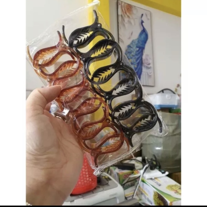 Lố 12 Kẹp Càng Cua 3 Răng Màu Nâu Và Đen