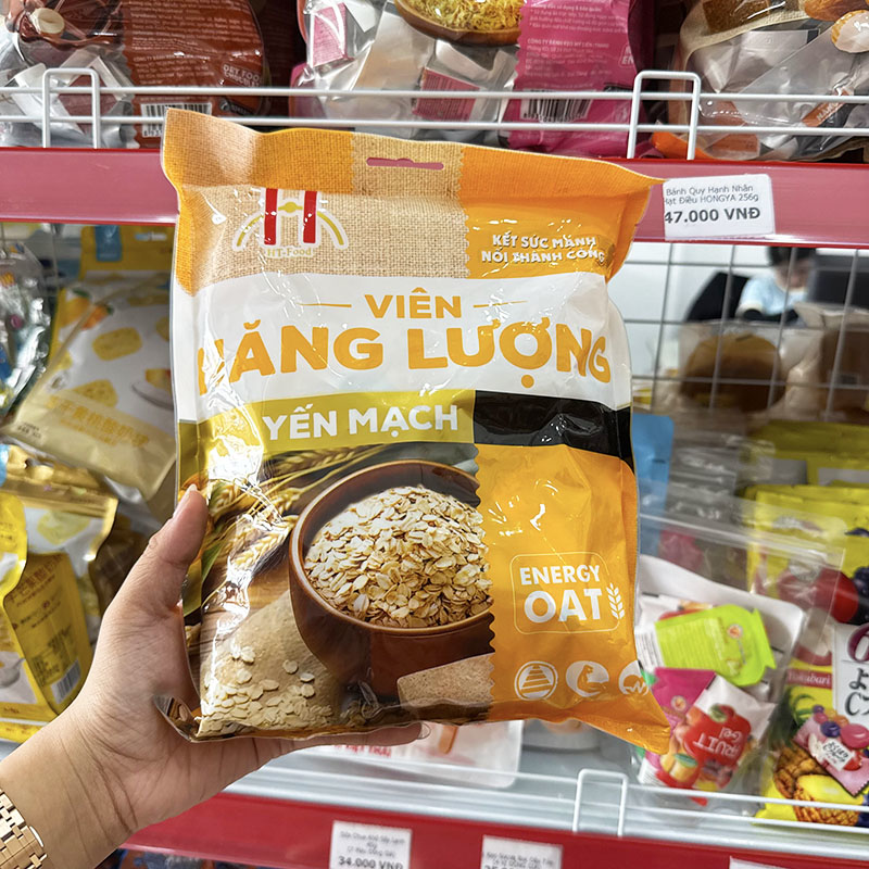Mặt trước bao bì với nhận diện vị yến mạch nổi bật