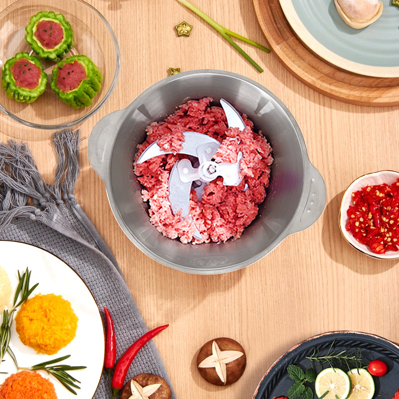 Cối xay với bộ dao 4 lưỡi khi xay thịt