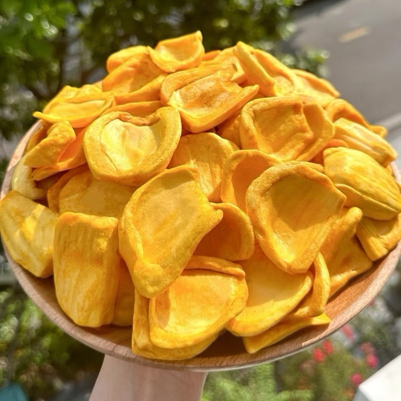 Cận cảnh miếng mít sấy kích thước khá đều