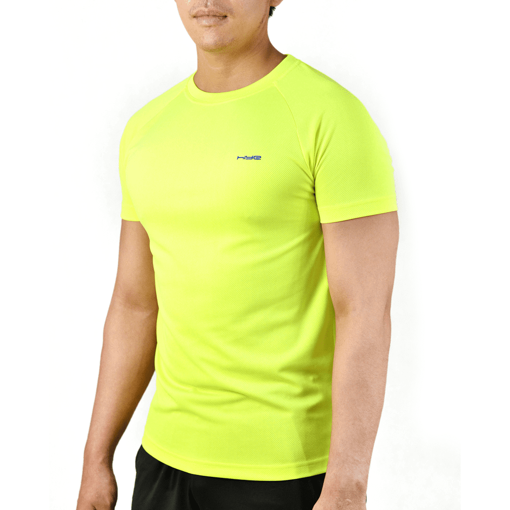 Vàng neon nổi bật rất kén chọn người mặc và chỉ dành cho da sáng