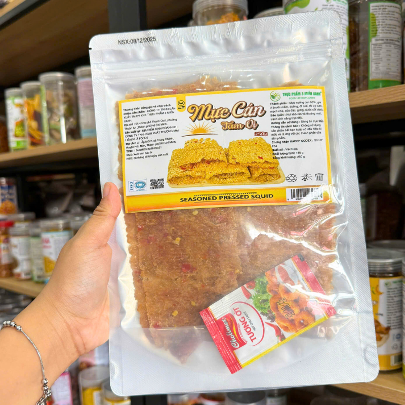 Mặt trước bao bì với tên sản phẩm và thông tin cơ bản