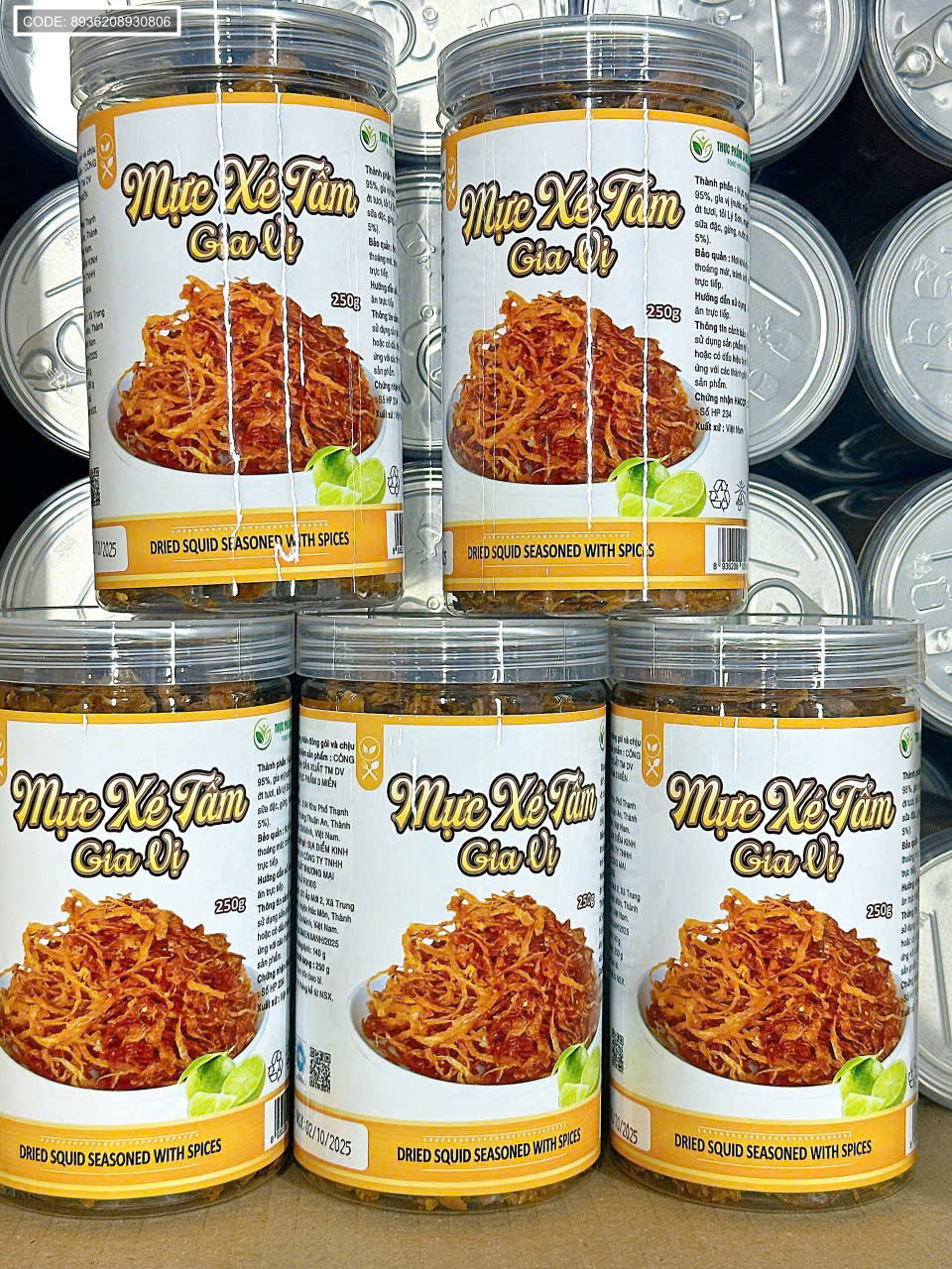 Nhãn sản phẩm thể hiện tên mực xé tẩm gia vị và khối lượng 250g