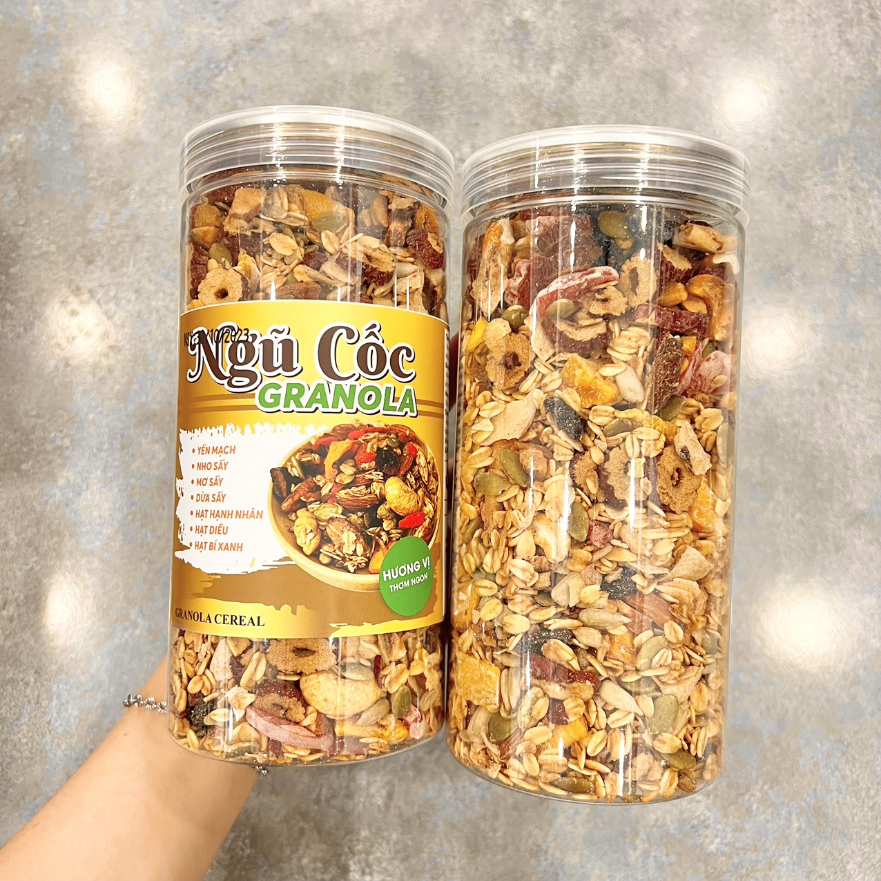 Hình ảnh hộp granola 500g dạng trong suốt tiện quan sát