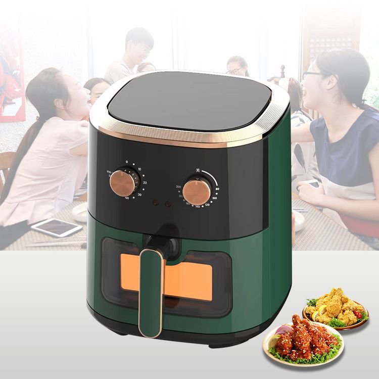 Mẫu nồi màu xanh lá trong không gian sử dụng thực tế