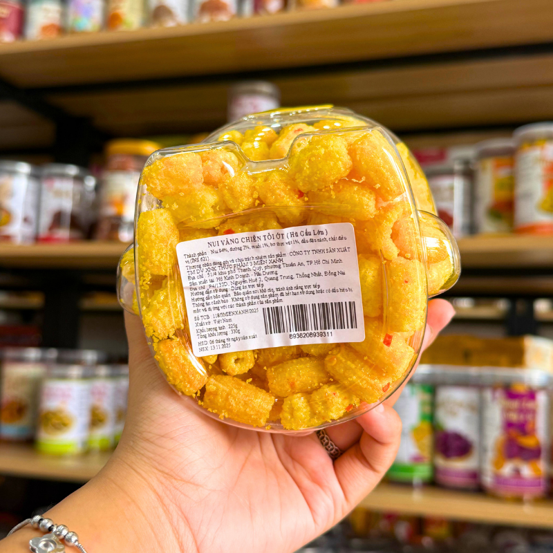 Nui Vàng Chiên Tỏi Ớt Đậm Vị 330g Hũ Gấu Lớn