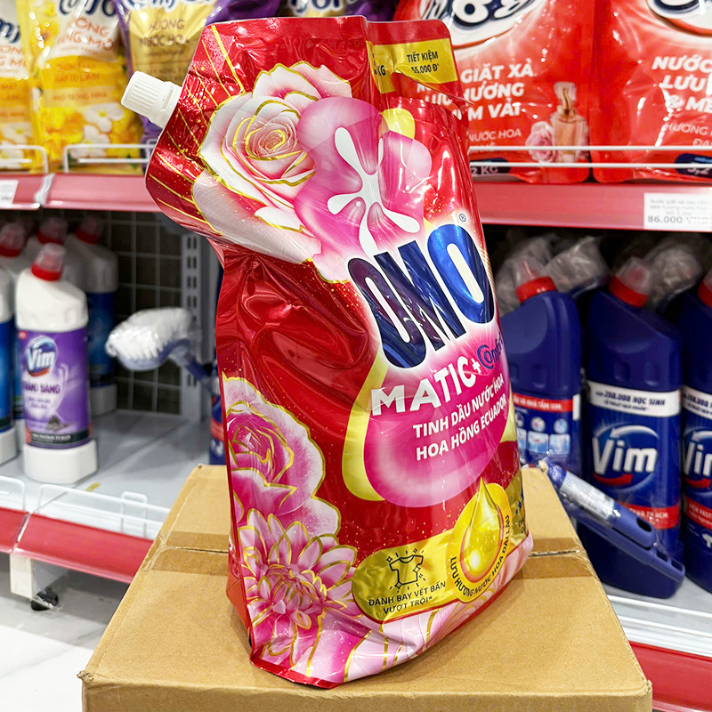 Nước Giặt OMO Matic Cửa Trên Tinh Dầu Nước Hoa Hoa Hồng Ecuador 3.6kg