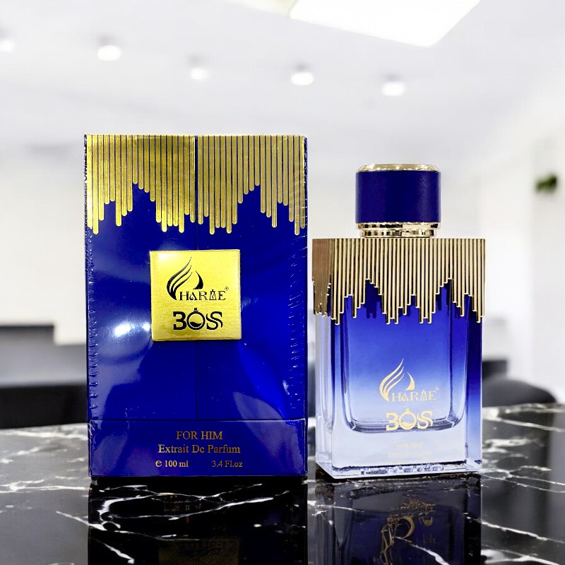 Thiết kế chai và hộp tông xanh vàng với dung tích 100ml