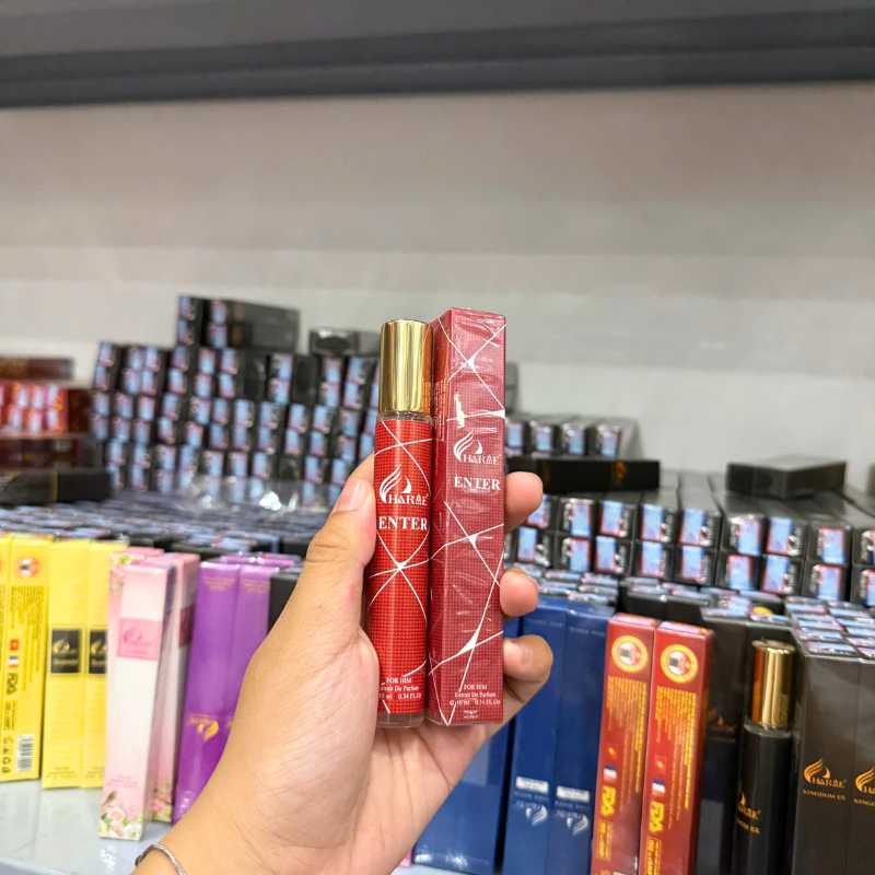 Kích thước nhỏ gọn khi cầm trên tay, tiện mang theo