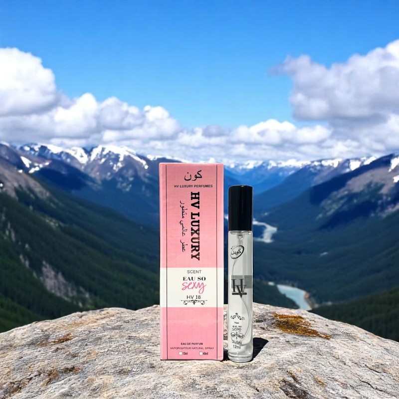 Hình ảnh chai xịt 12ml và hộp màu hồng của phiên bản Eau So Sexy