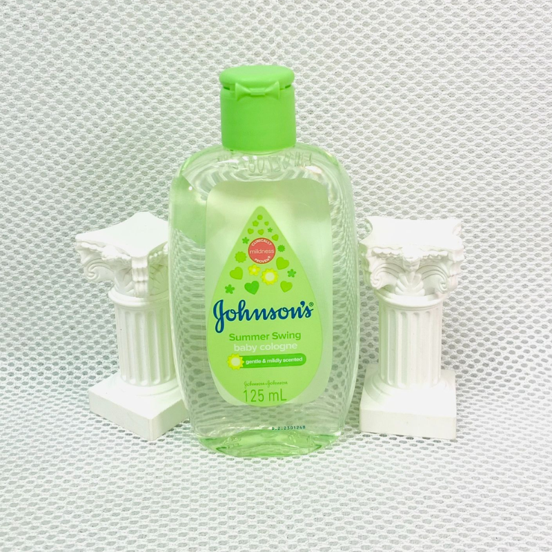 Nước Hoa Trẻ Em Johnsons Summer Swing Baby Cologne Màu Xanh 125ml