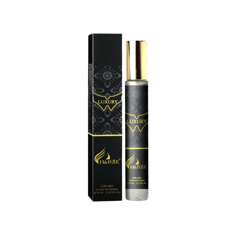 Hộp đen và chai xịt thon với chữ Luxury, nắp vàng nổi bật