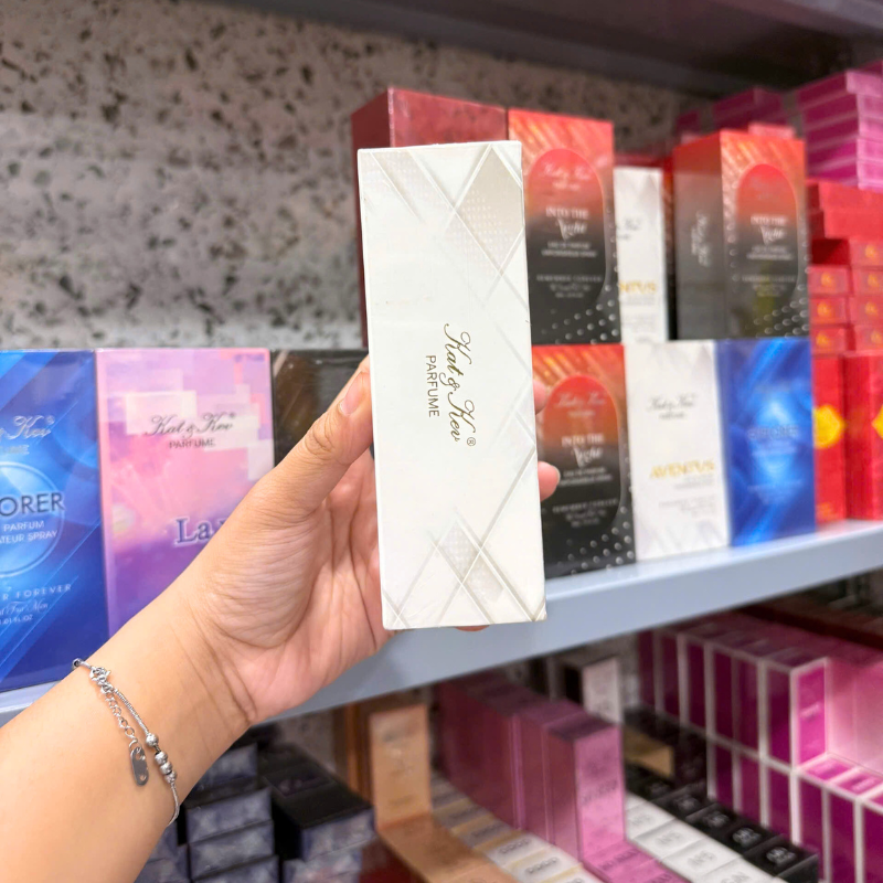 Nước Hoa Nữ Kat & Kev Aventus Eau De Parfum 30ml