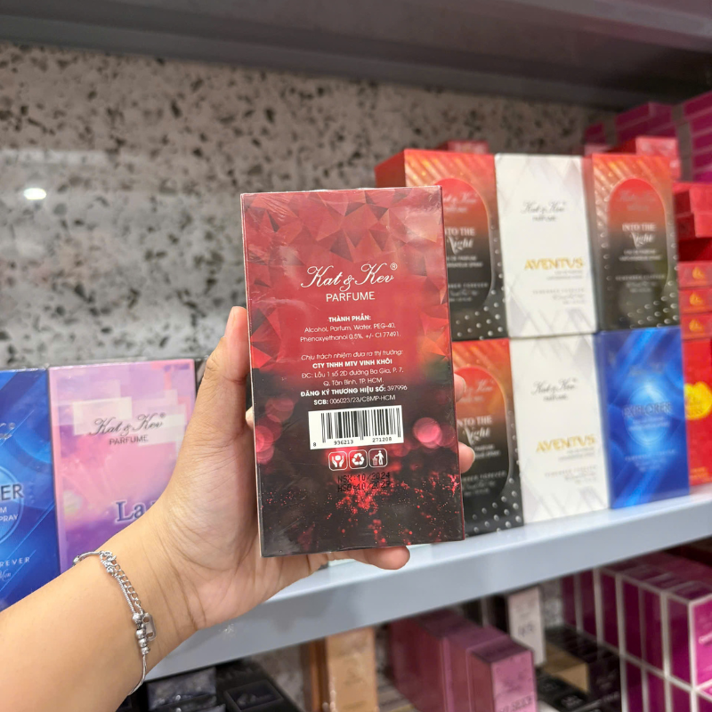 Nước Hoa Nữ Kat Kev Very Sexy Red Eau De Parfum 30ml